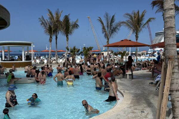 Great Tides Waterpark at Great Stirrup Cay: Dates, Pricing & Is It Worth It?